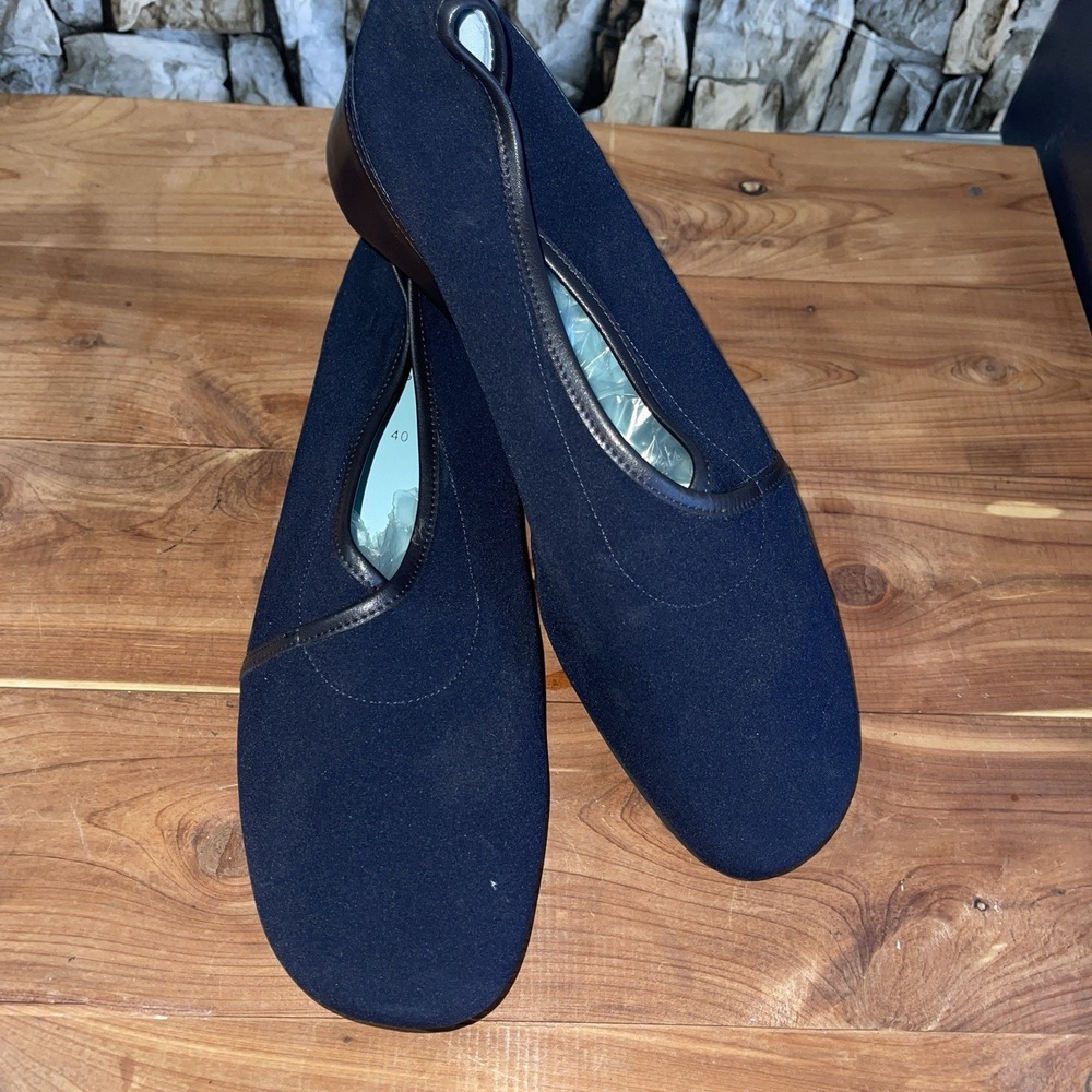 Thierry Rabotin US Sz 9 EU 40Women's Loafers Minimalist Chunky Navy Blue Slip On